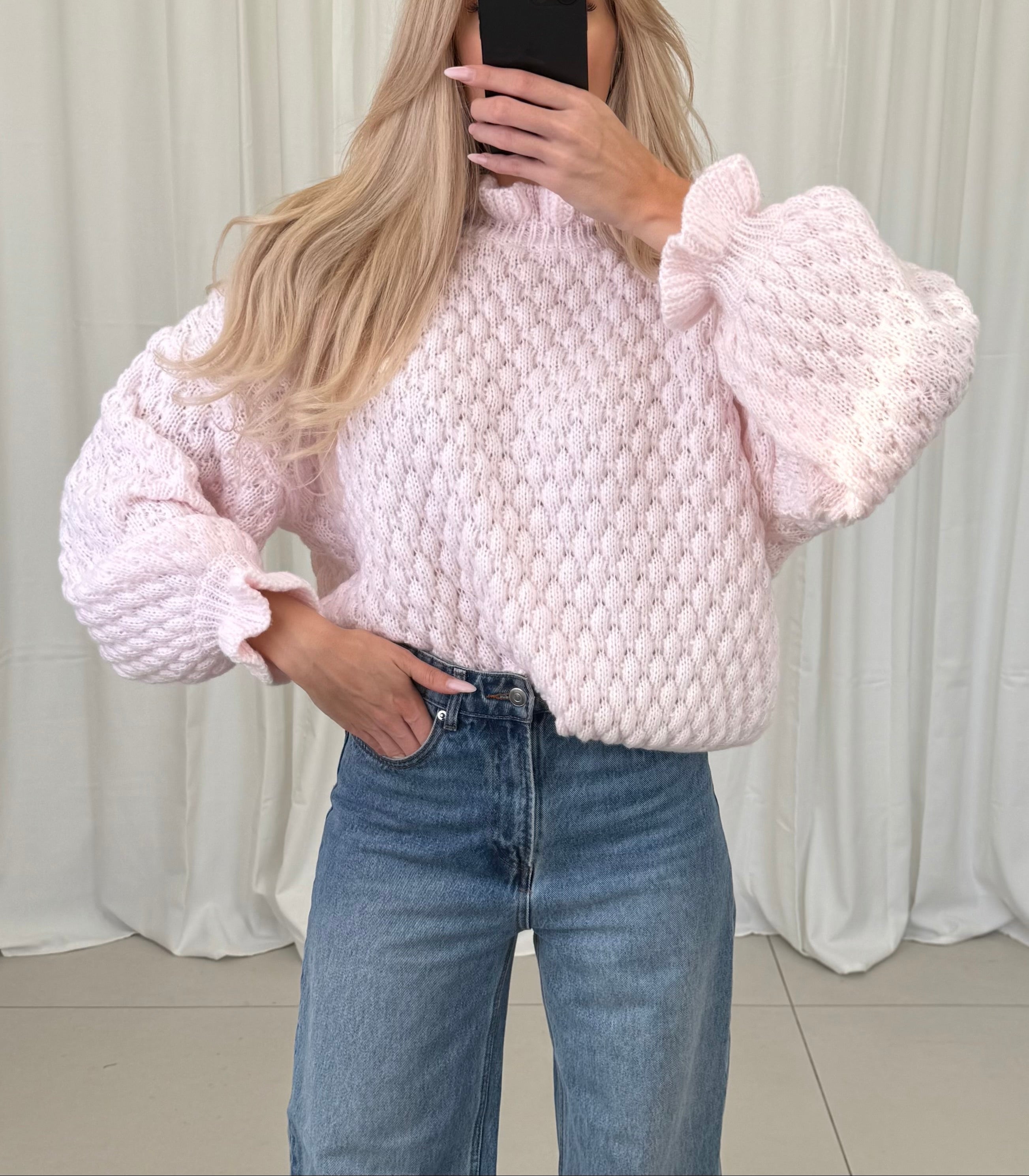 Fluffy Bubble Pullover Maya